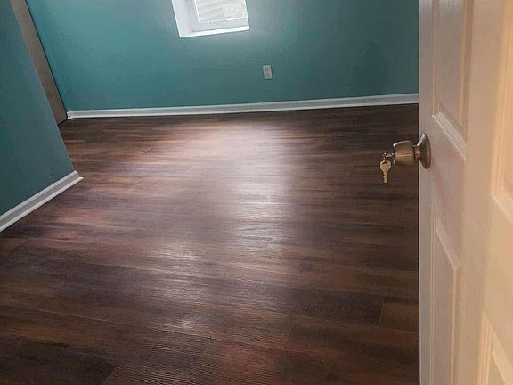 5th image of 4230 Reservoir Blvd NE #Basement