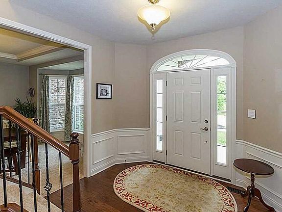 Entry. 2 Story entry with dual staircase