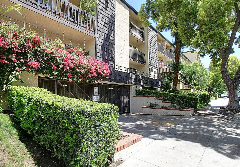 1st image of 365 Burchett St Unit 120