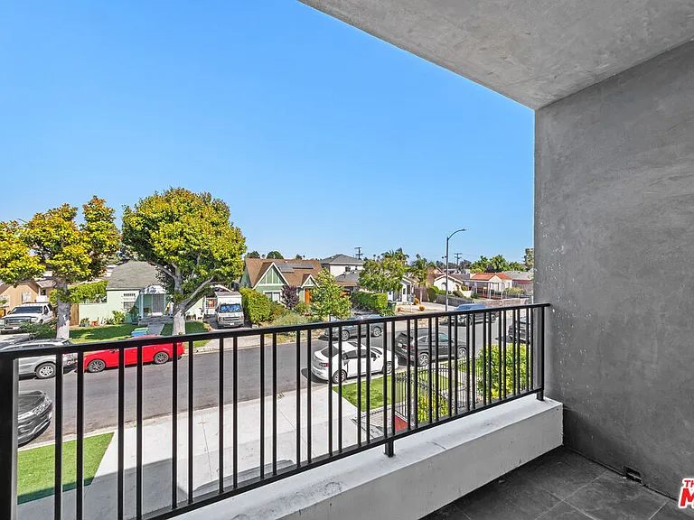 2123 S Cloverdale Ave #1 — Photo 17