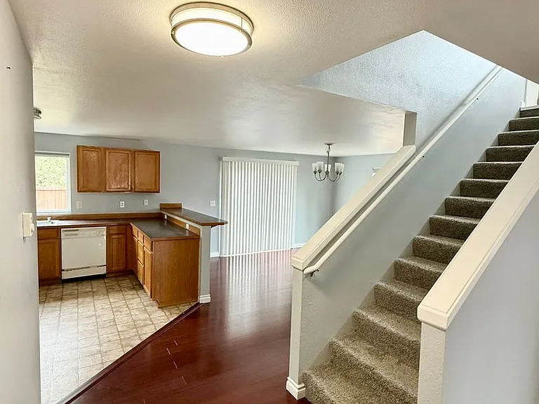 1532 NE Echo Dr — Photo 13