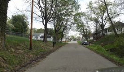 2nd image of 4197 Gartrell St