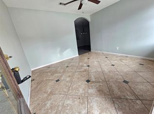 1623 Debeney Dr, Houston, TX 77039