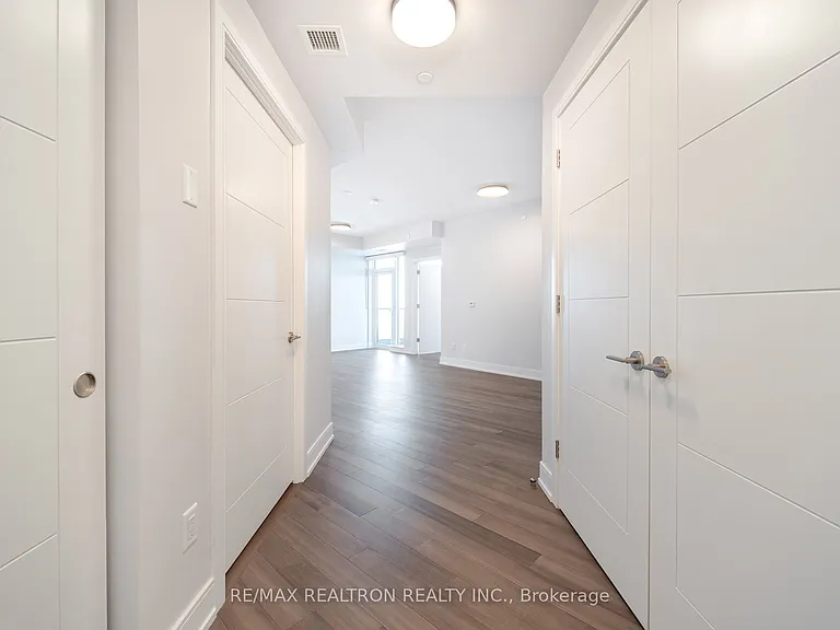 2525 Bathurst St #1101 — Photo 3