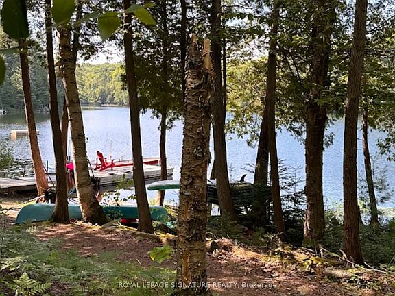 3rd image of 613 Long Lake Rd