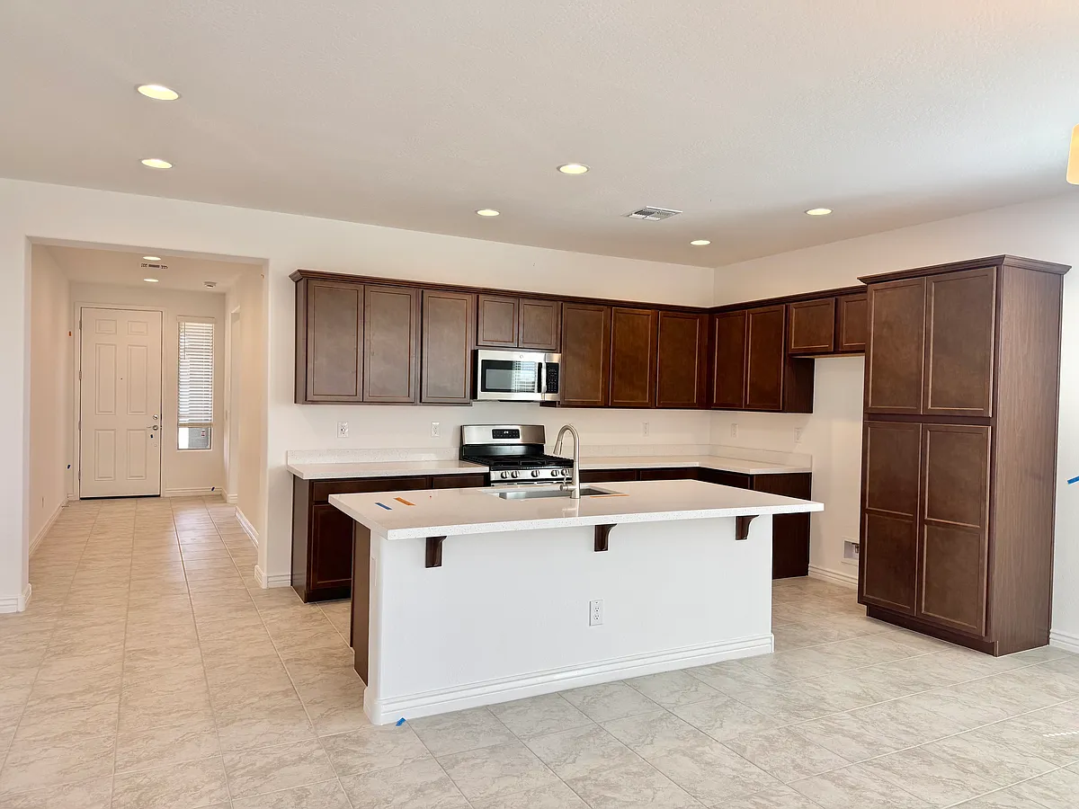 Building Photo - 14747 W Gray Fox Trl