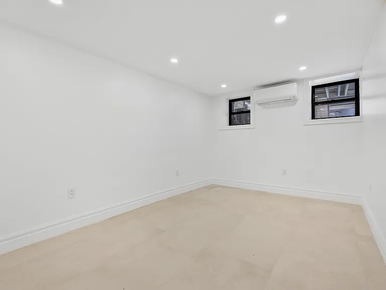 84 Pilling St #1 — Photo 9