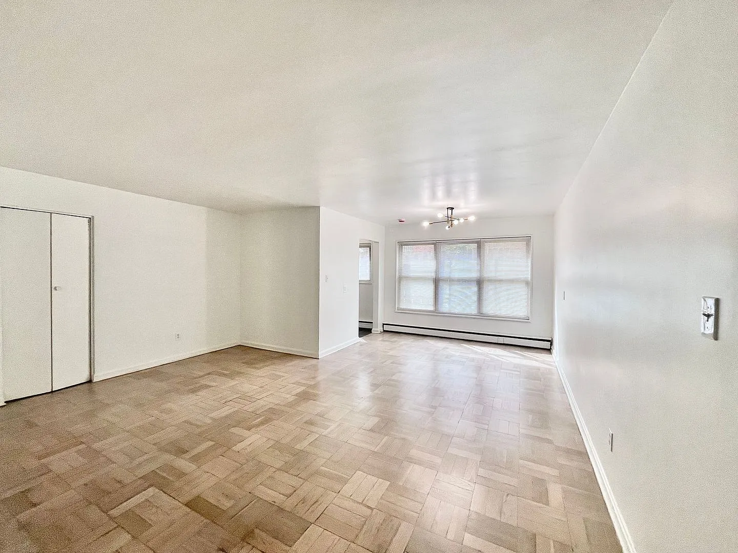 612 12th St NE — Photo 2