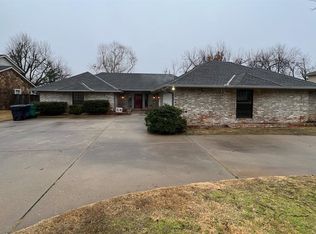12510 Maple Ridge Rd, Oklahoma City, OK 73120