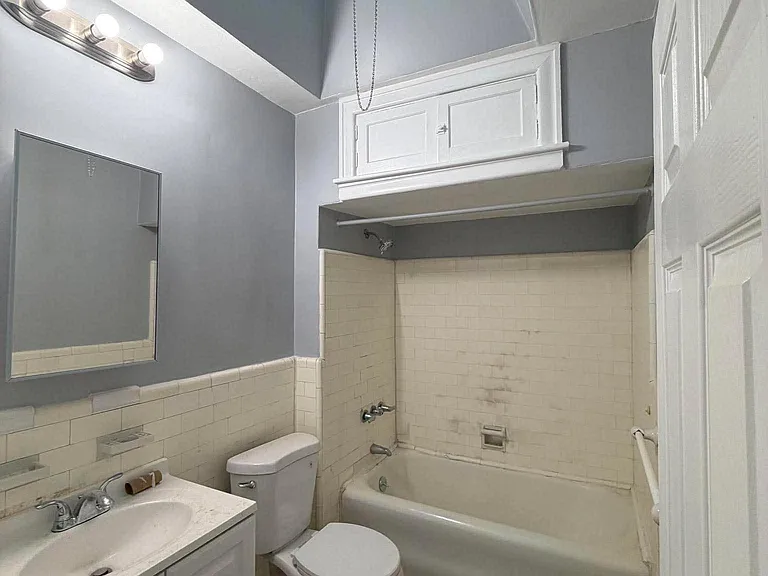 2904 S 62nd St — Photo 8