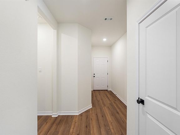 5th image of 315 N Woodson St