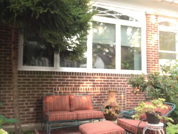 4th image of 201 E Highland Ave