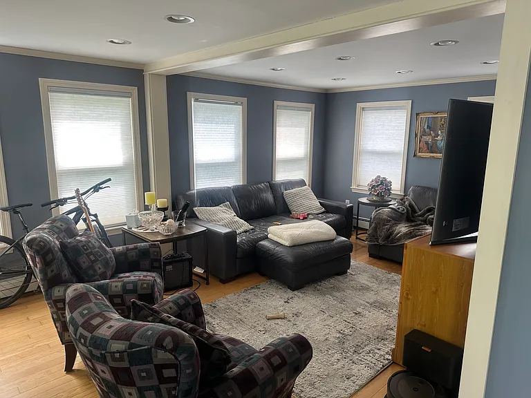 286 Front St — Photo 19