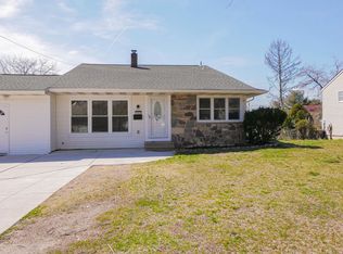 1609 S Bowling Green Dr, Cherry Hill, NJ 08003