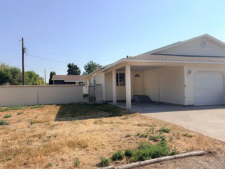 1444 Evergreen Dr — Photo 25