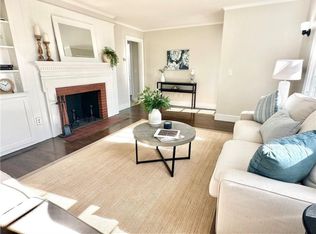 426 Metacom Ave UNIT 1, Bristol, RI 02809