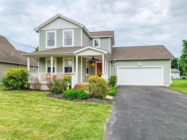 1205 Gonterman St, South Roxana, IL 62087