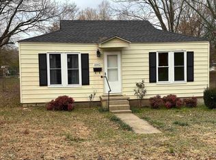 1002 W Cherry Ave, Searcy, AR 72143