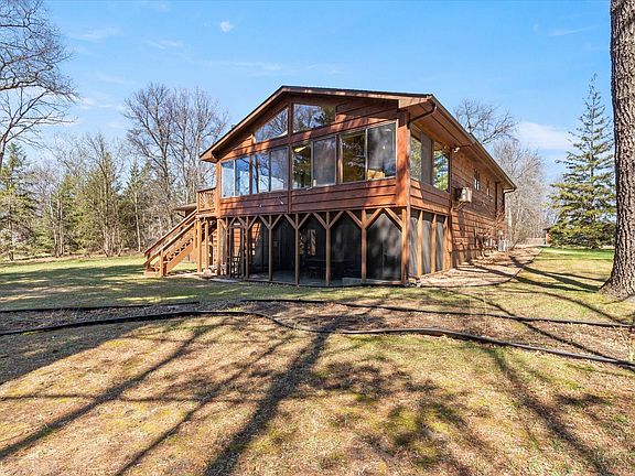 2nd image of 6083 Knollwood Ct