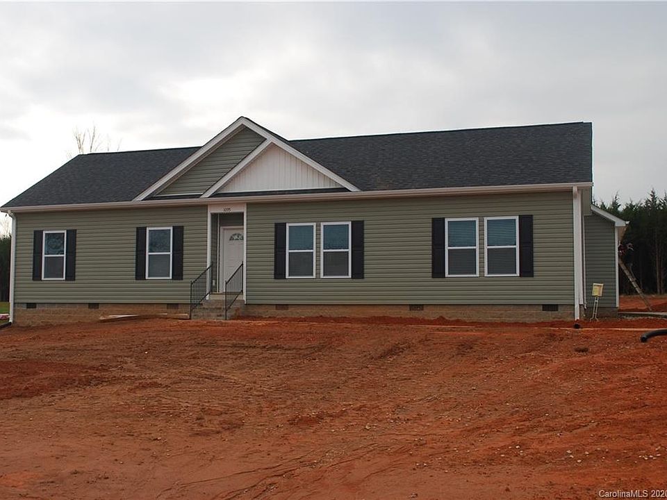 1st image of 1095 Blue Spruce Dr
