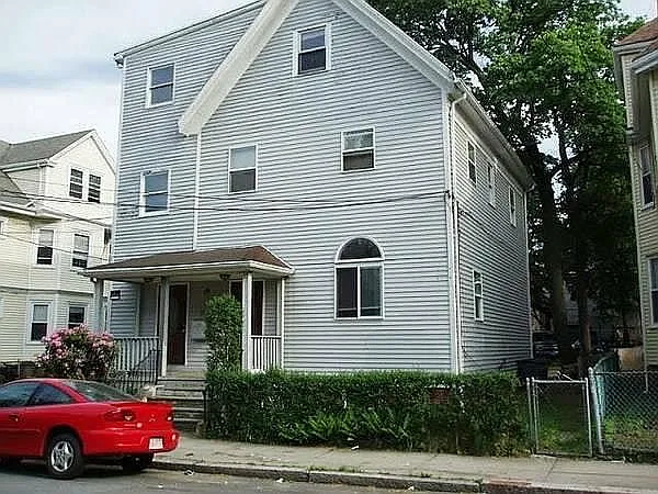15 Ashford St #3 — Photo 3