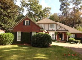 960 Overlook Dr, Columbus, GA 31906