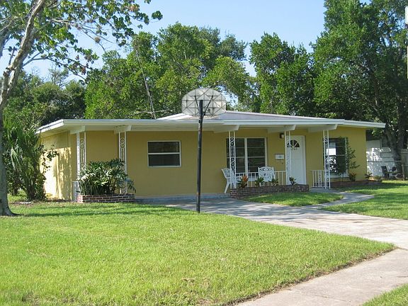 2nd image of 1202 Beatrice Dr