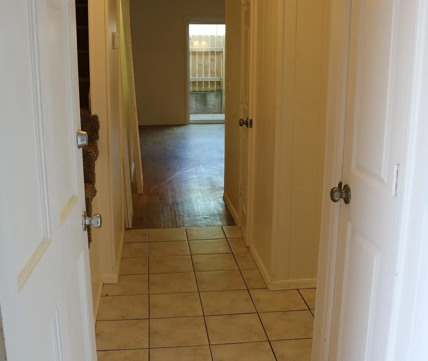 2 bed, 1.5 bath, 1100 sqft, $1,300 — Photo 4