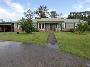 972 Williams Ditch Rd, Cantonment, FL 32533