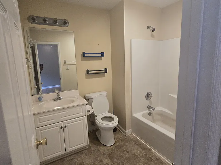 Common Bathroom