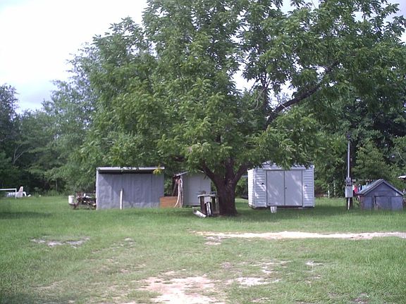 Storage shed and metal storage building