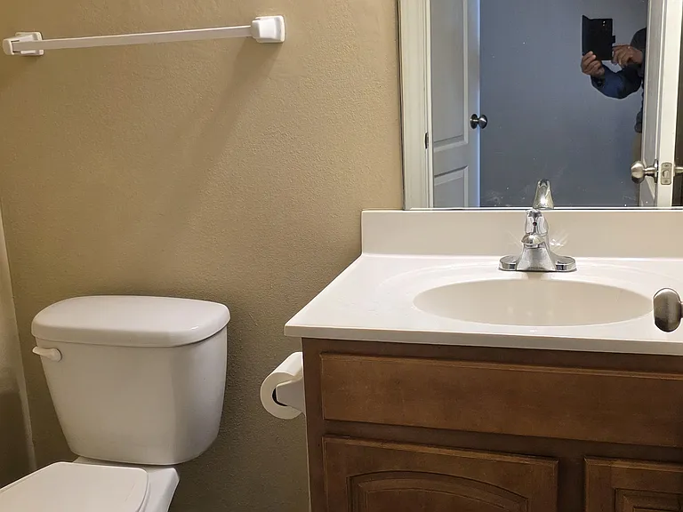 912 SW Imperial Ln #1 — Photo 9
