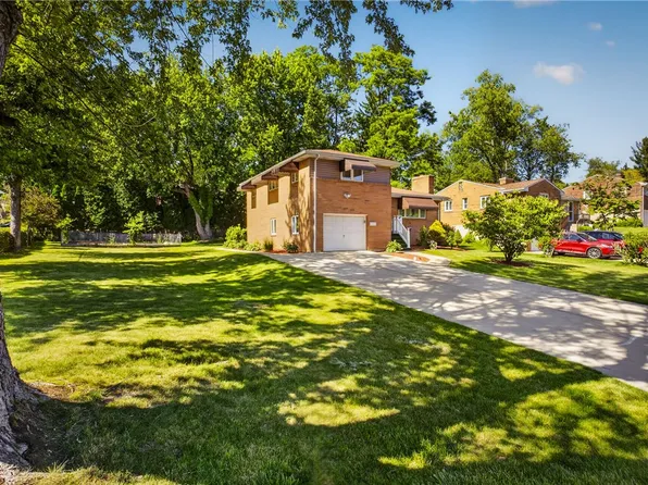 201 Santa Fe Dr, Bethel Park, PA 15102