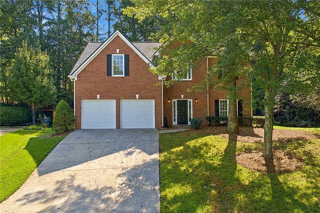 4 bed, 2.5 bath, 2382 sqft, $3,800 — Photo 1