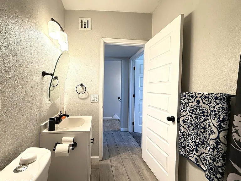 7441 Alameda Rear Ave #10 — Photo 16