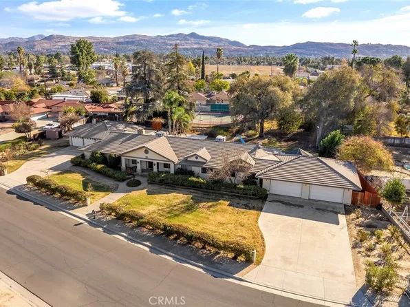 2985 Vista Way, Hemet, CA 92544