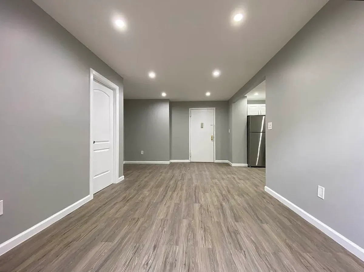 Building Photo - 831 Bartholdi St #4D