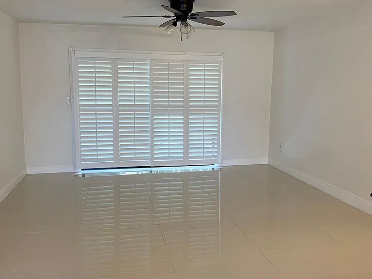 20380 NW 7th Ave — Photo 1