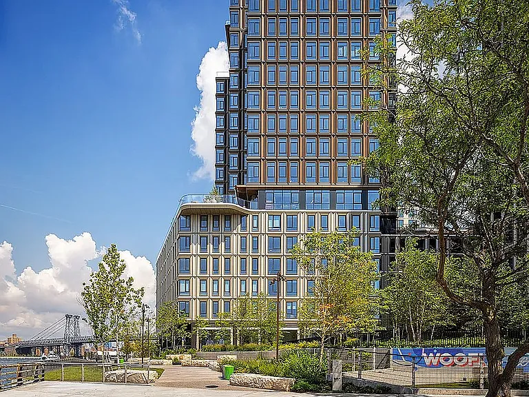 480 Kent Ave #12C — Photo 27