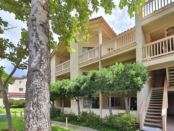 3rd image of 5837 Oak Bend Ln Unit 101