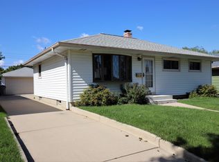 6731 S 18th St, Milwaukee, WI 53221