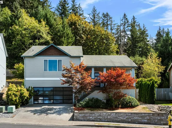 3238 NW Pacific Rim Dr, Camas, WA 98607