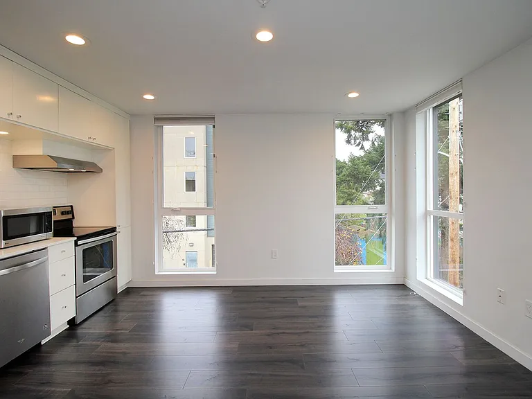 1480 N Jarrett St #303 — Photo 7