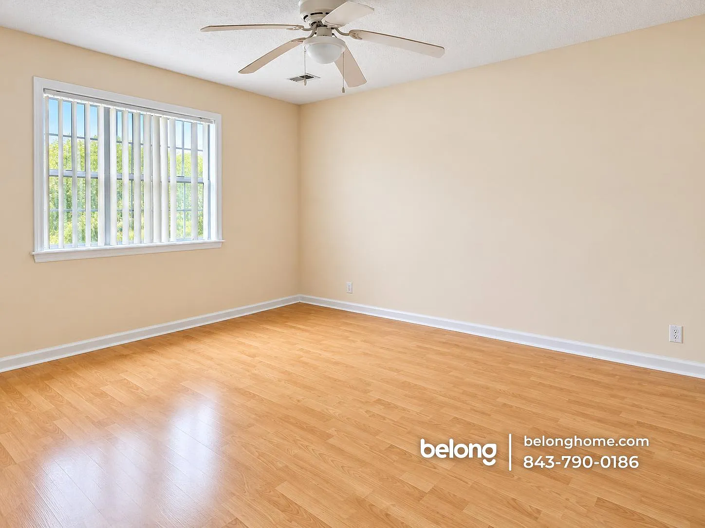 2 bed, 2.0 bath, 894 sqft, $1,355 — Photo 4