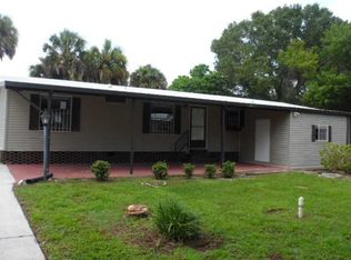 2645 Zoysia Ln, North Fort Myers, FL 33917