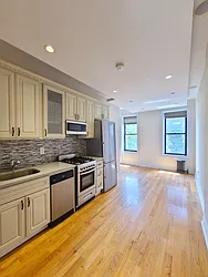 Rented by Nest Seekers International