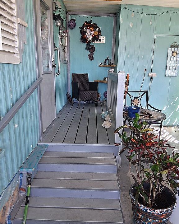 2nd image of 5616 Clubhouse Dr