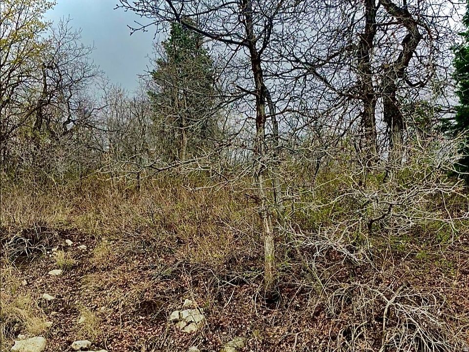 2nd image of 712 Woolf Hollow Rd