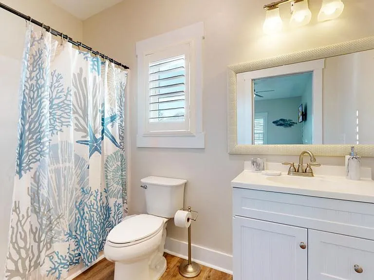 325 Governor Dr — Photo 16
