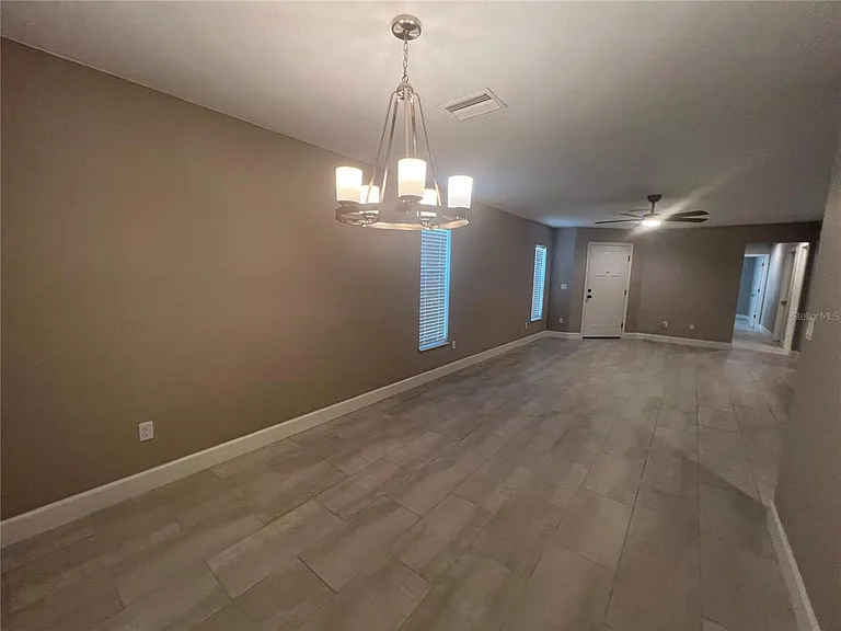 12073 Henley Ave — Photo 9